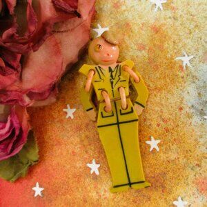 WWII US Army Soldier Articulated Sweetheart Brooch ~VINTAGE Military "Buddy" Pin